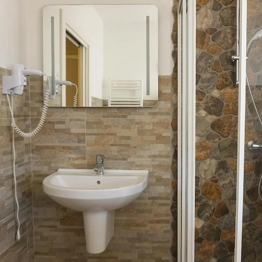 Farm stay Agriturismo & Agricamping Serena Pastrengo Italy